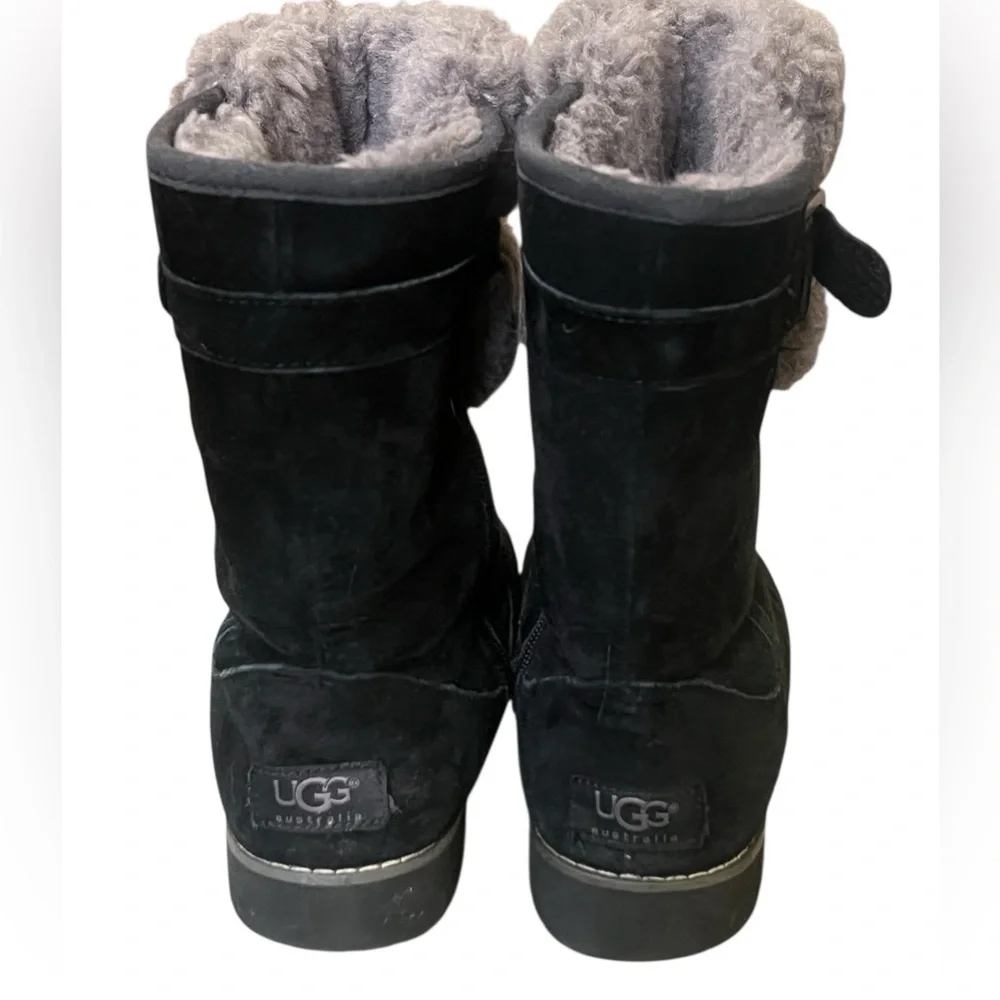 Ugg Skylir black suede shearling lined winter boots